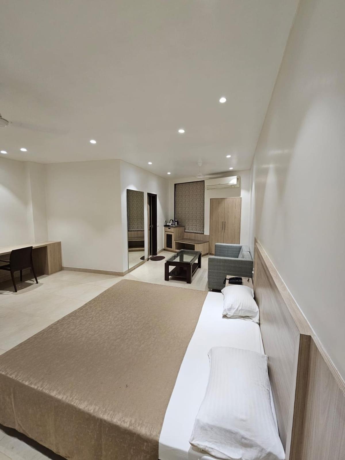 Hotel Bagla Atithi Banaras Váránasí Exteriér fotografie