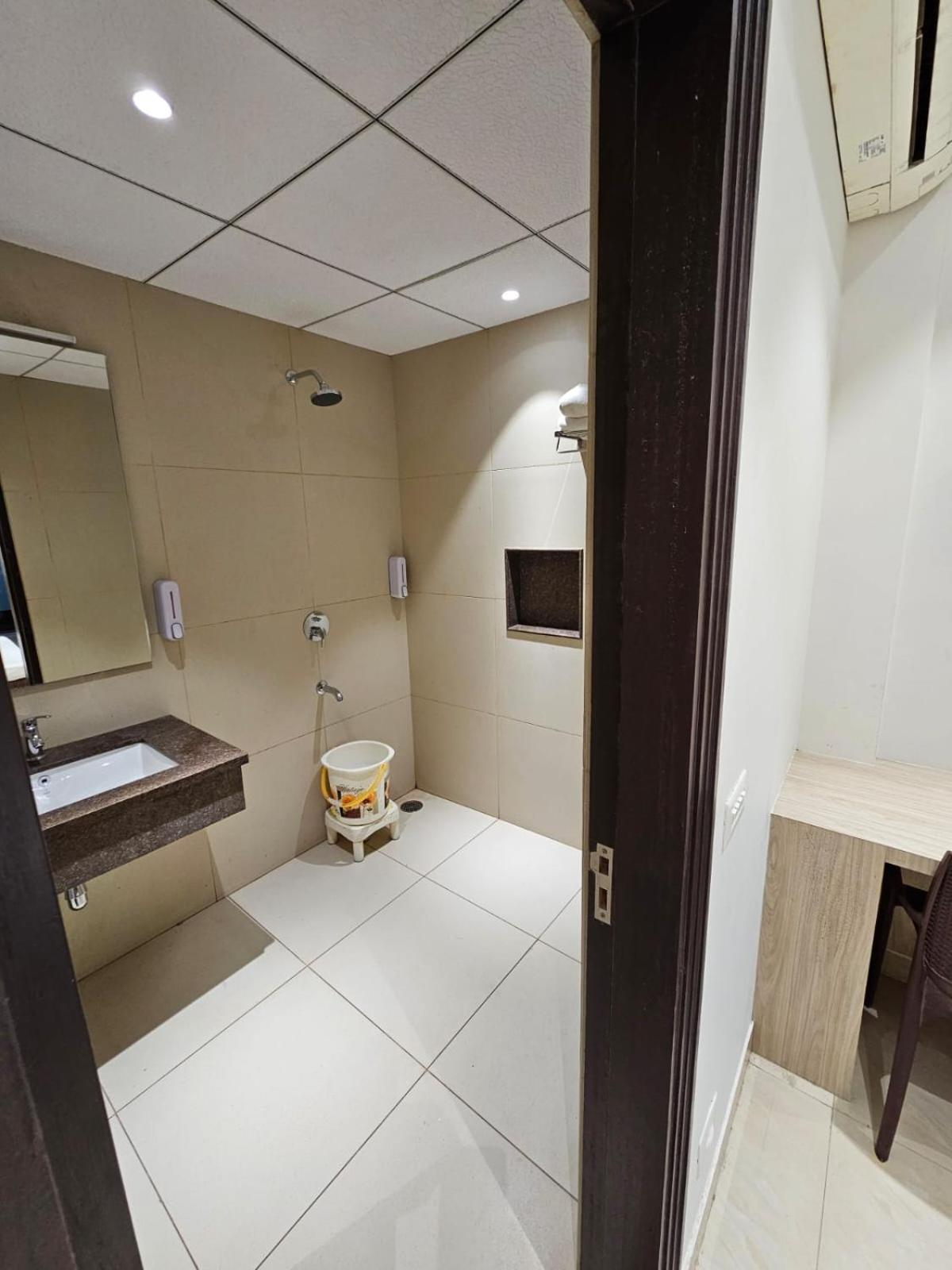 Hotel Bagla Atithi Banaras Váránasí Exteriér fotografie